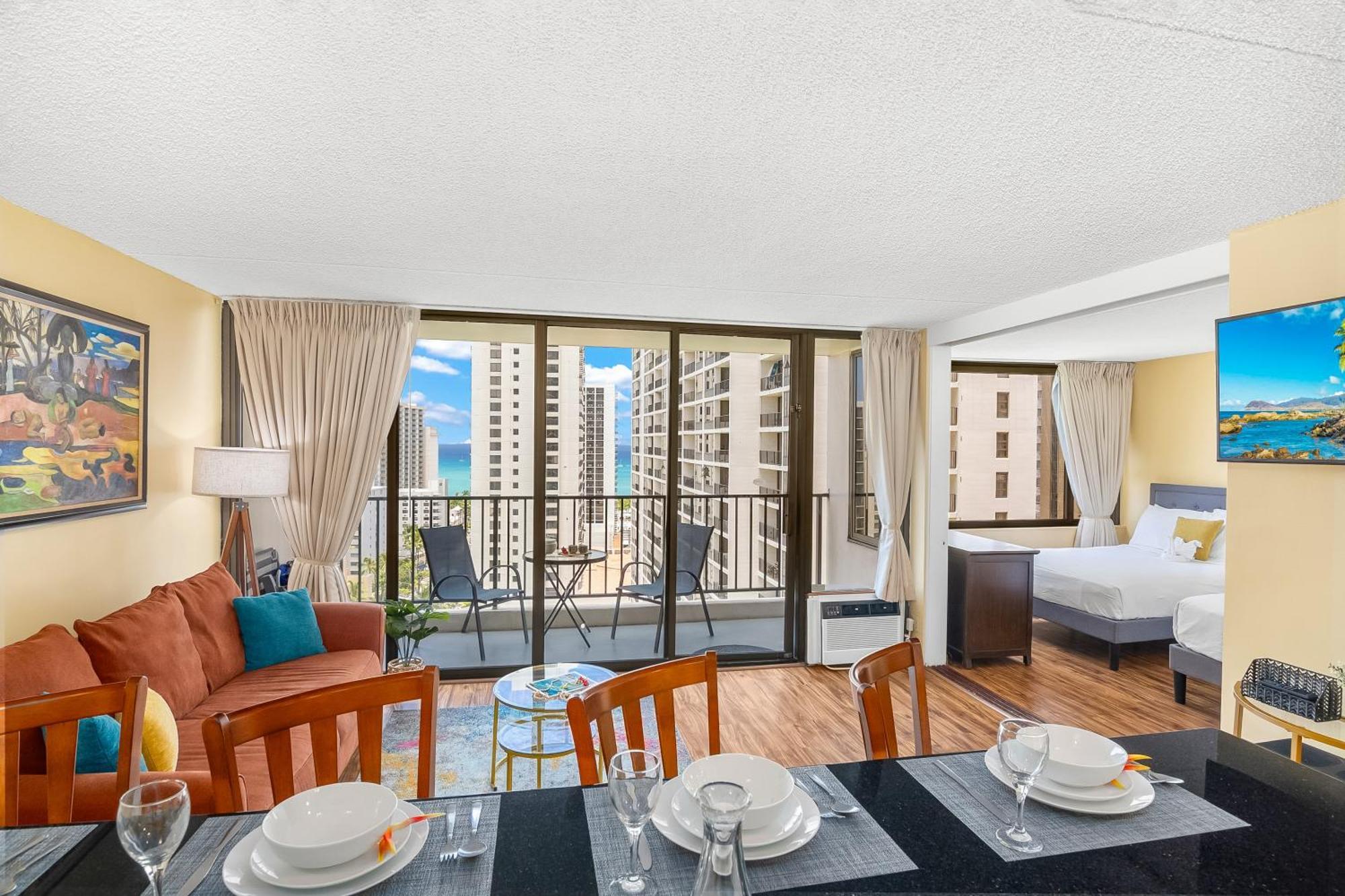 Beautiful 1Br, Steps To Waikiki Beach And Parking Honolulu Buitenkant foto