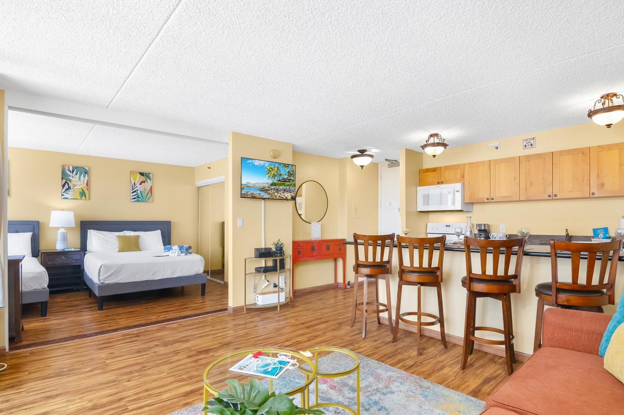 Beautiful 1Br, Steps To Waikiki Beach And Parking Honolulu Buitenkant foto