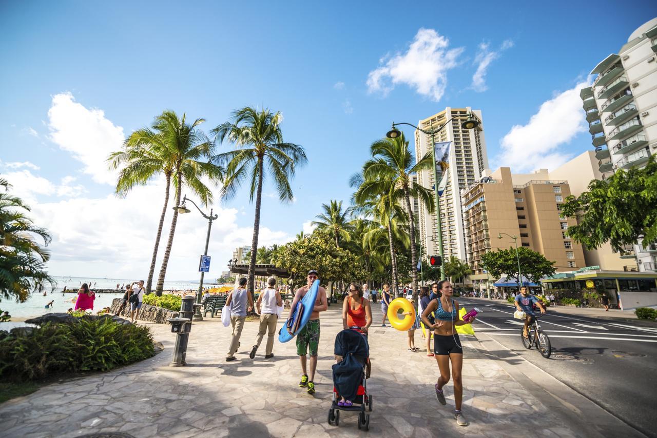 Beautiful 1Br, Steps To Waikiki Beach And Parking Honolulu Buitenkant foto